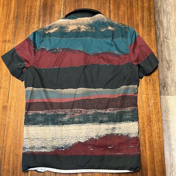 Perry Ellis - Picture 3 of 3